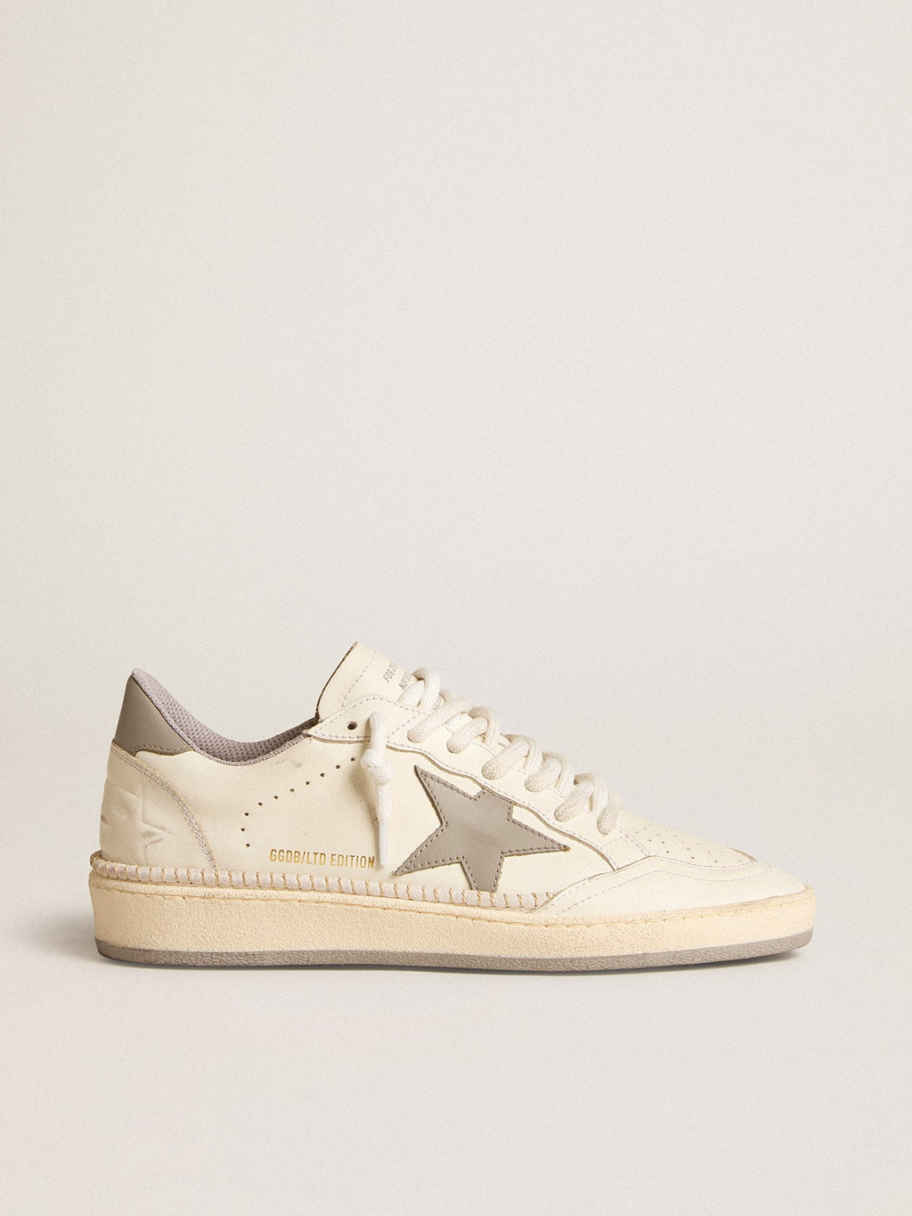 Women's Ball Star LTD with gray leather star and heel tab and stitching| Golden Goose