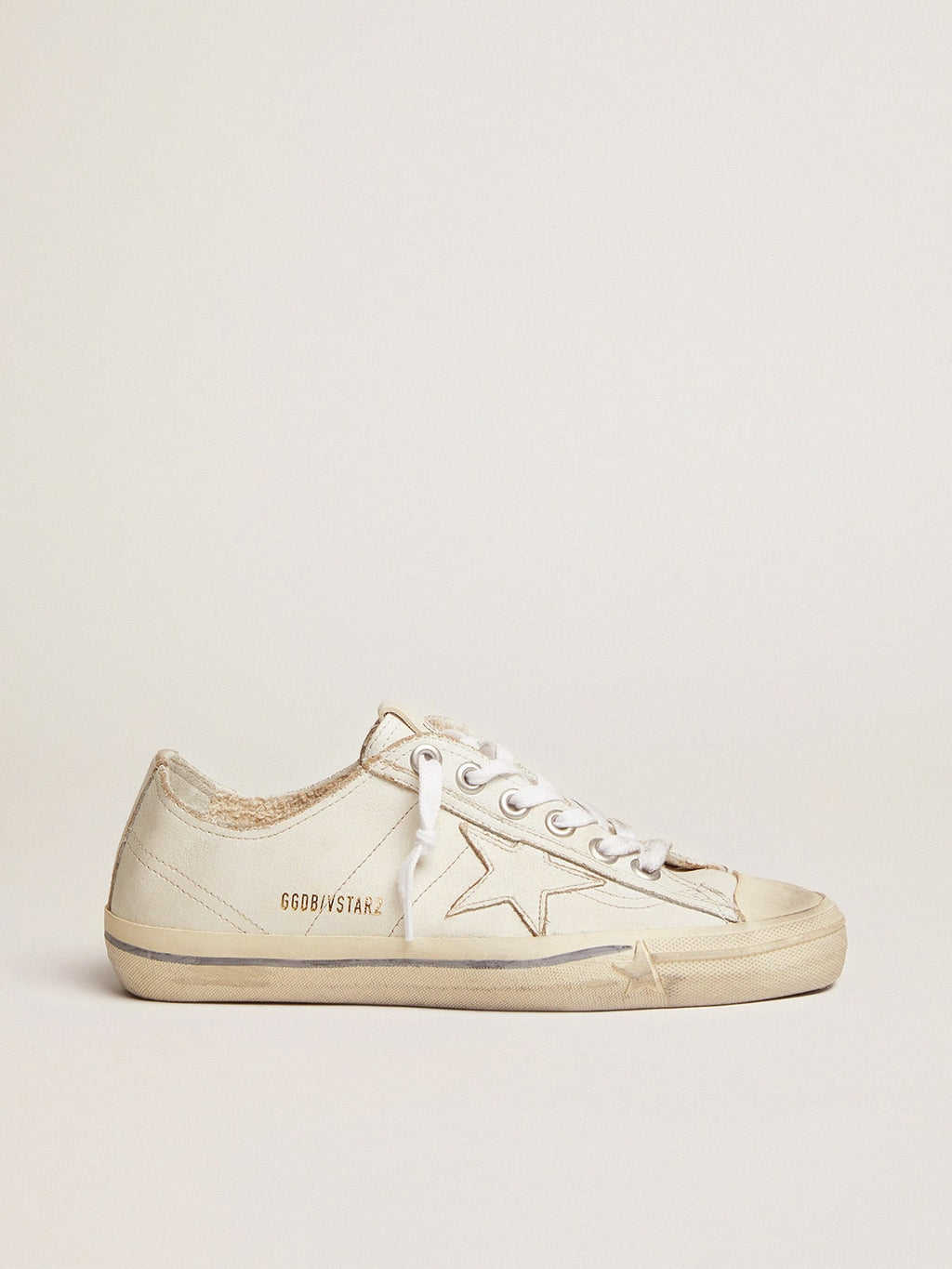 Women's V-Star in vintage effect leather| Golden Goose