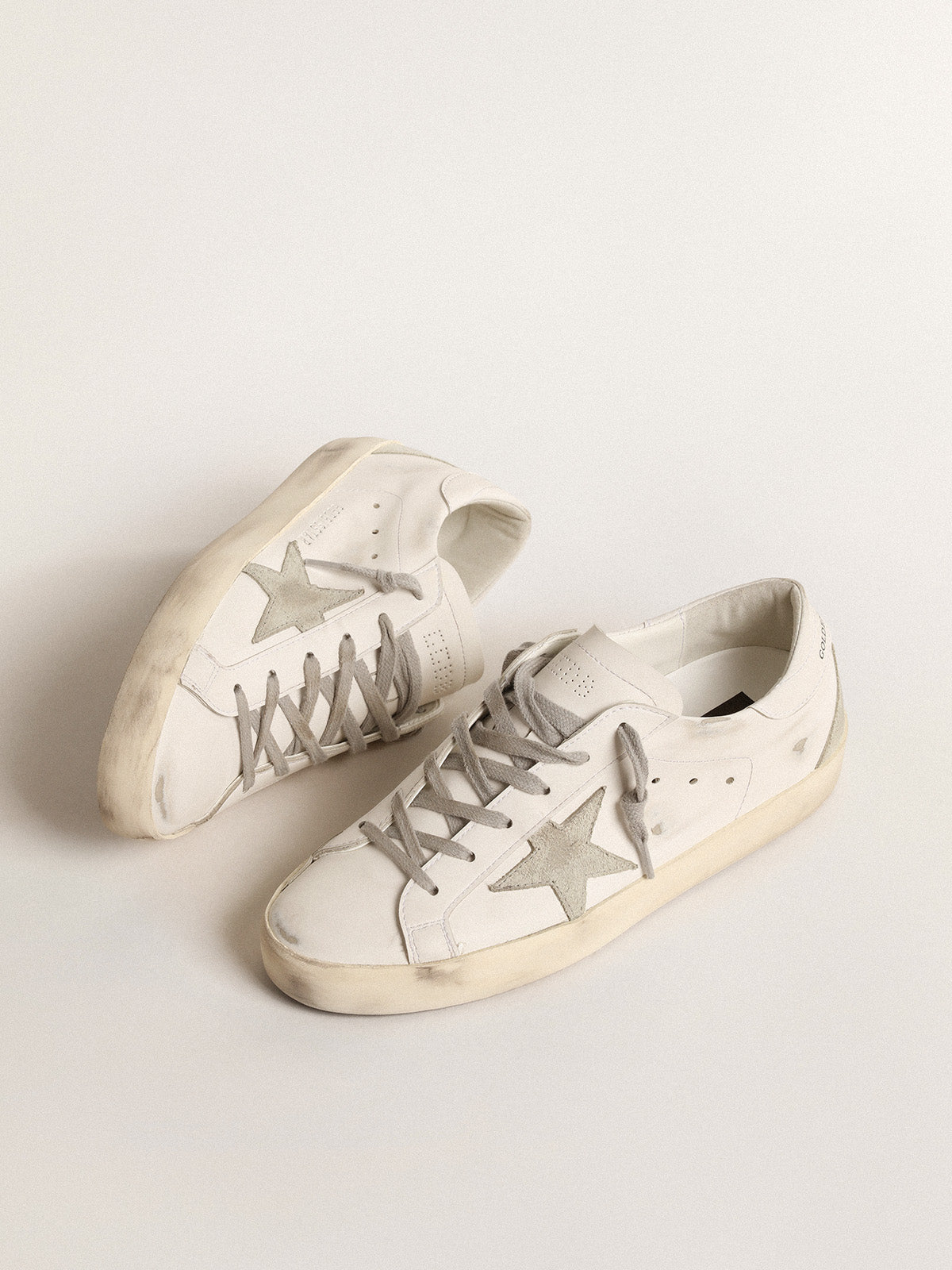 Men's bio-based Super-Star with ice-gray suede star| Golden Goose