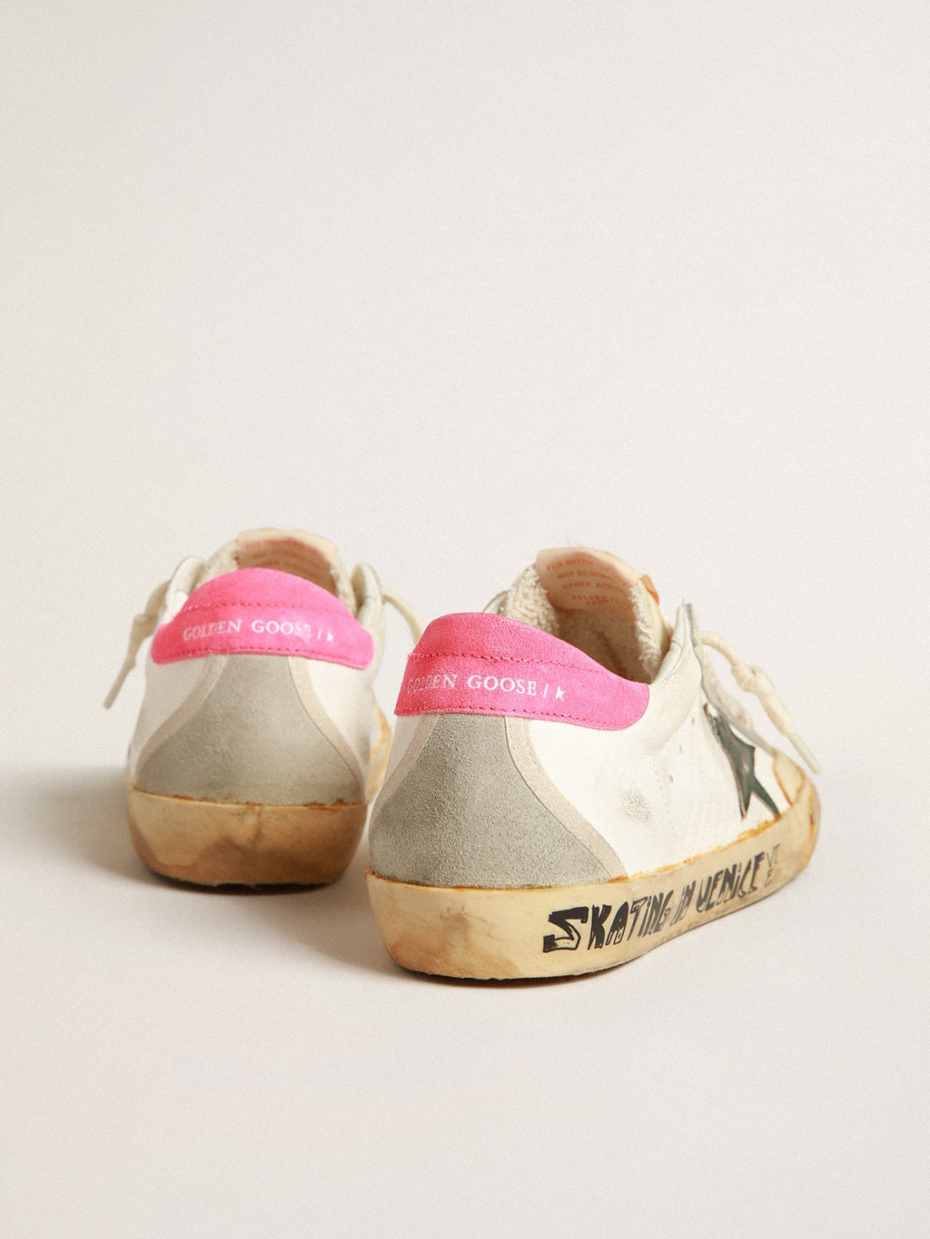 Super-Star Penstar with green star and fluorescent lobster heel tab| Golden Goose