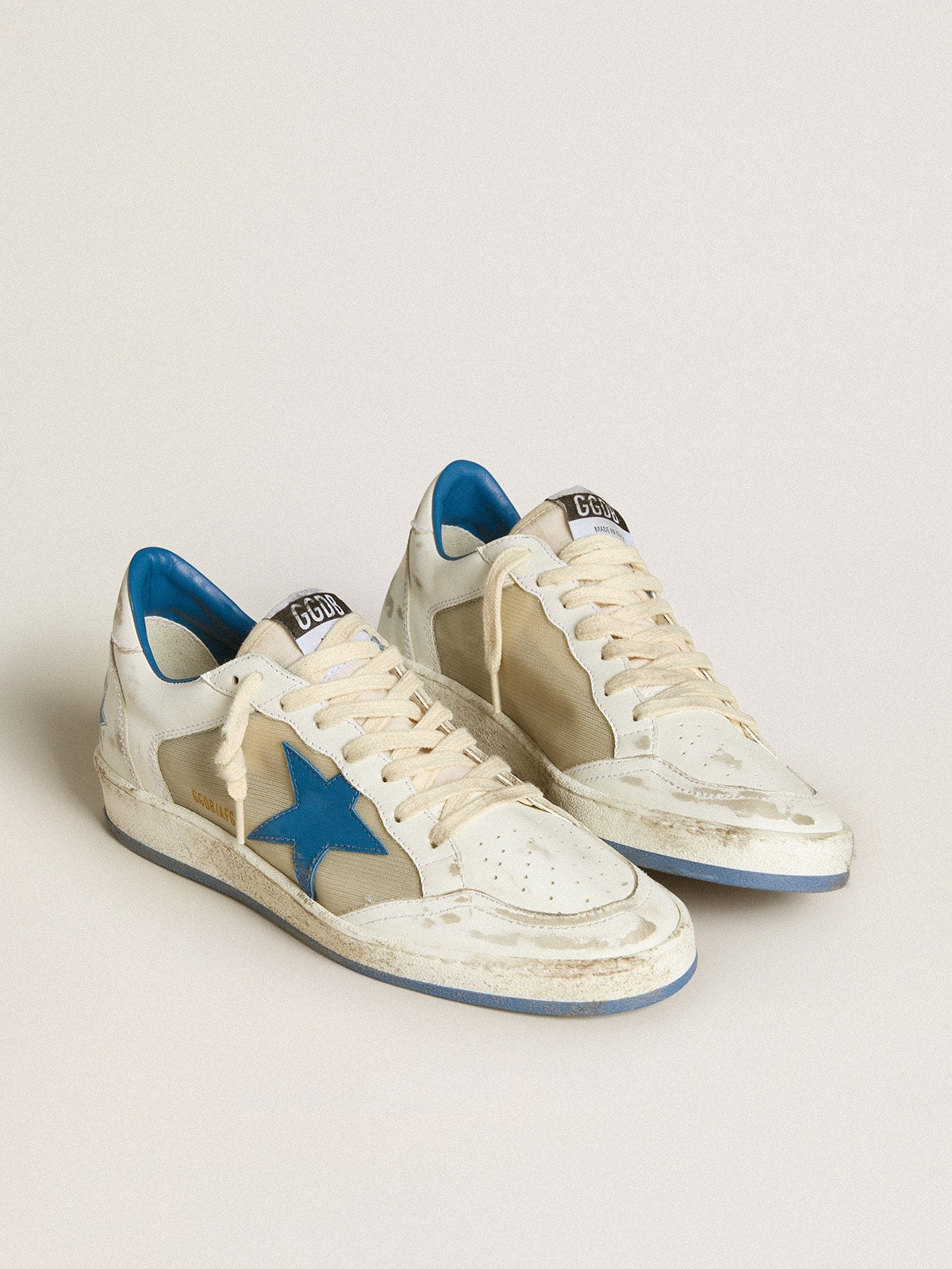Women's Ball Star LAB in white leather with light blue leather star and white heel tab| Golden Goose