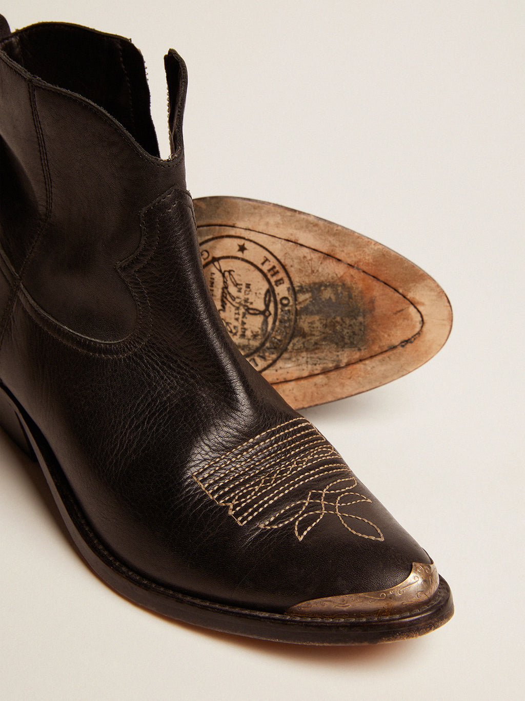 Women's leather ankle boots with western decoration| Golden Goose