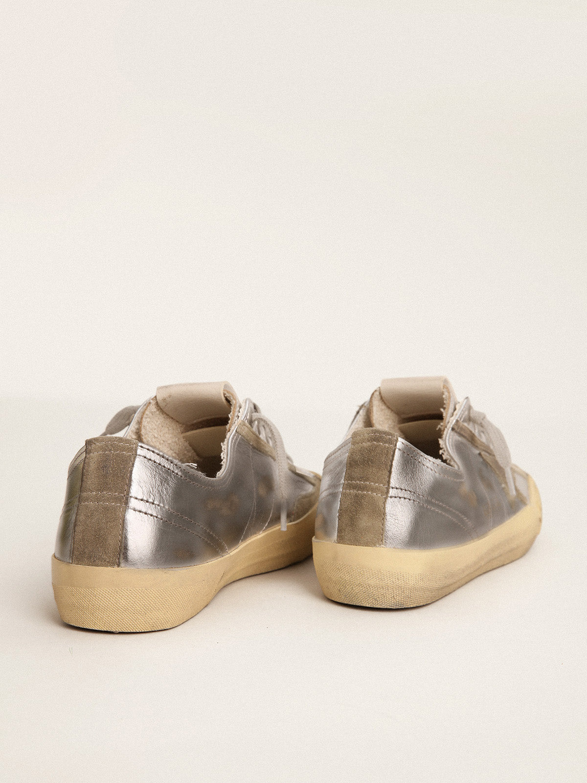Women's V-Star LTD in silver laminated leather| Golden Goose