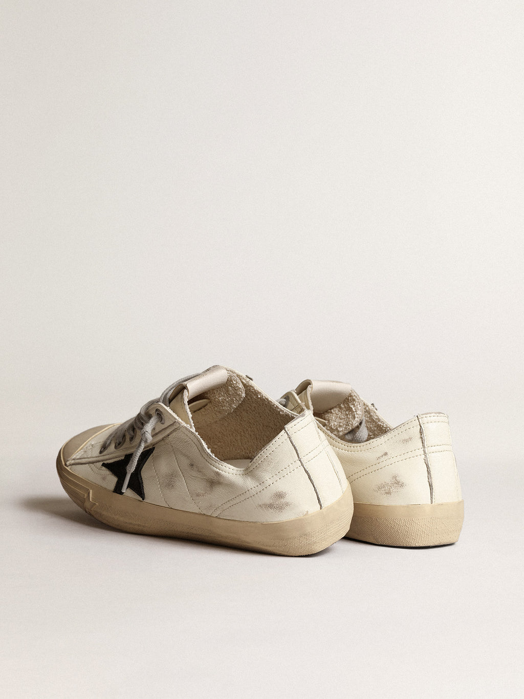V-Star sneakers in off-white nappa leather with black nubuck star| Golden Goose