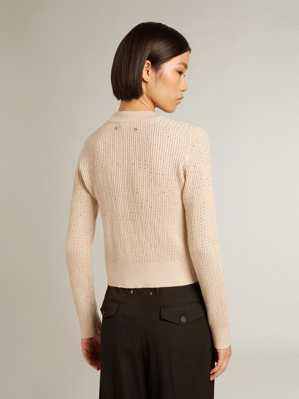 Cropped round-neck sweater in beige wool with all-over crystals| Golden Goose