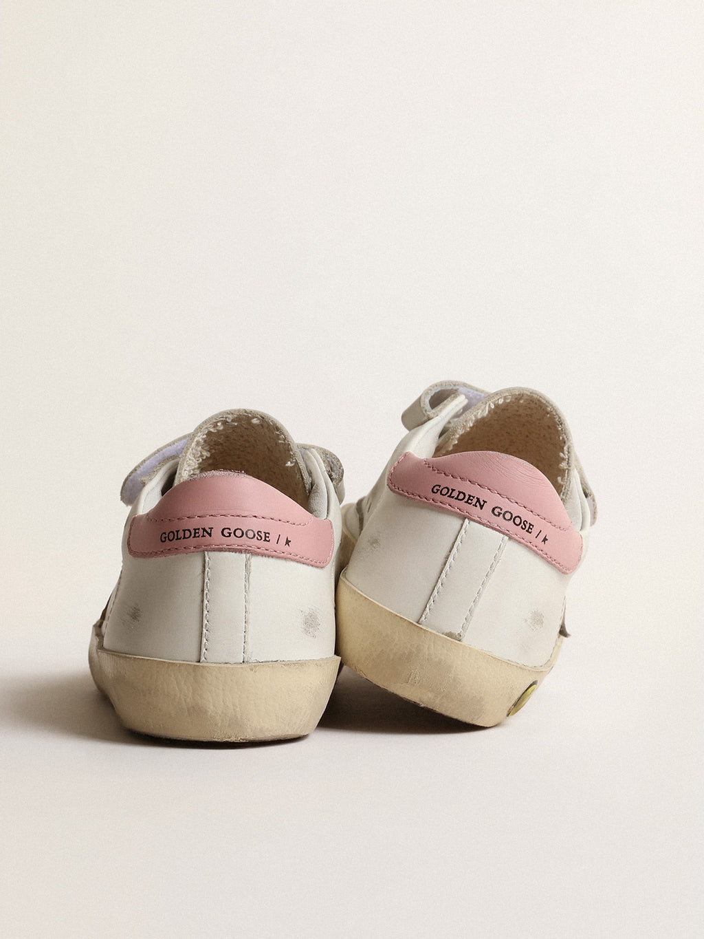 Old School Junior with metallic leather star and pink heel tab| Golden Goose