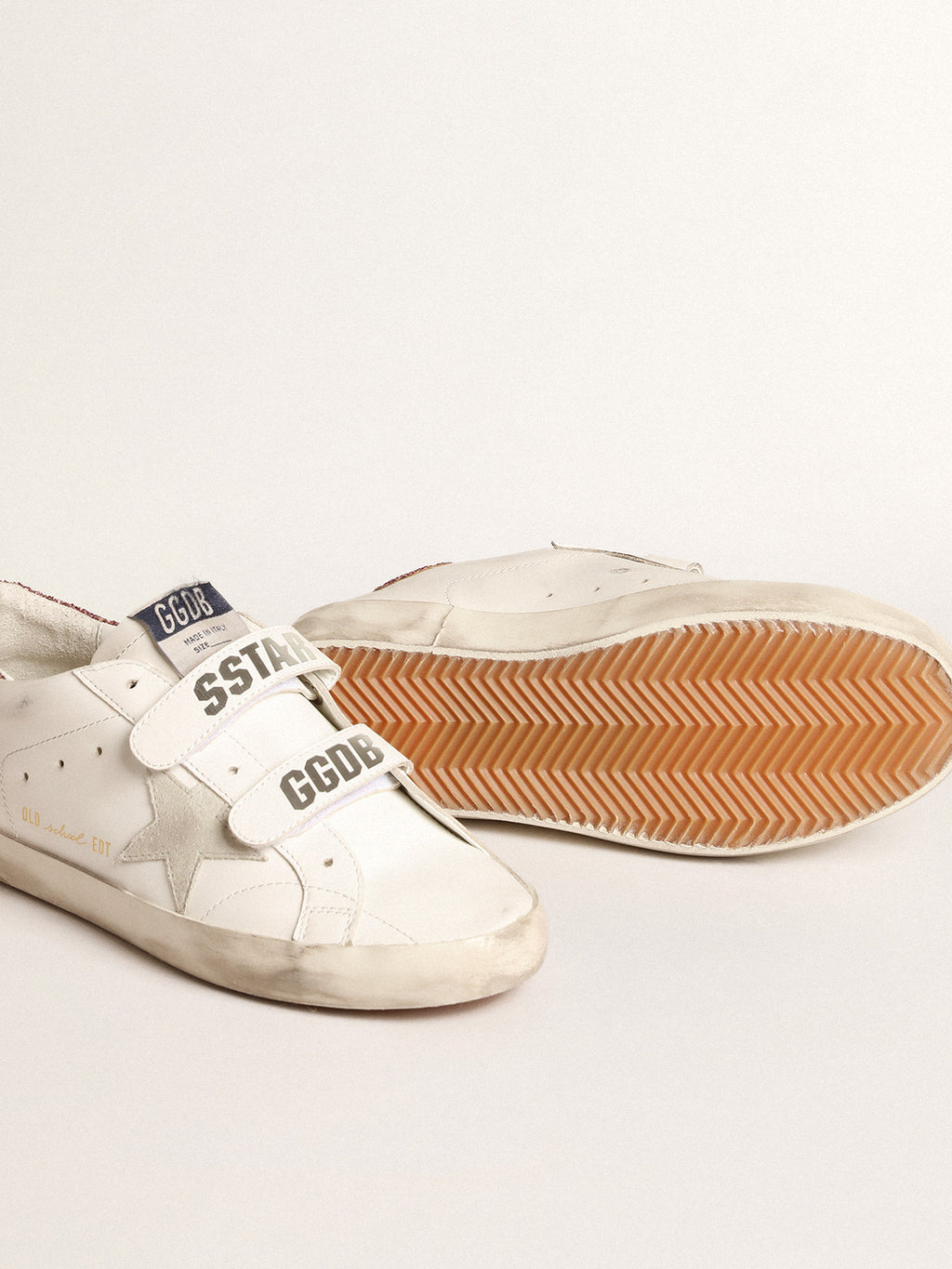 Old School with ice-gray suede star and glitter heel tab| Golden Goose