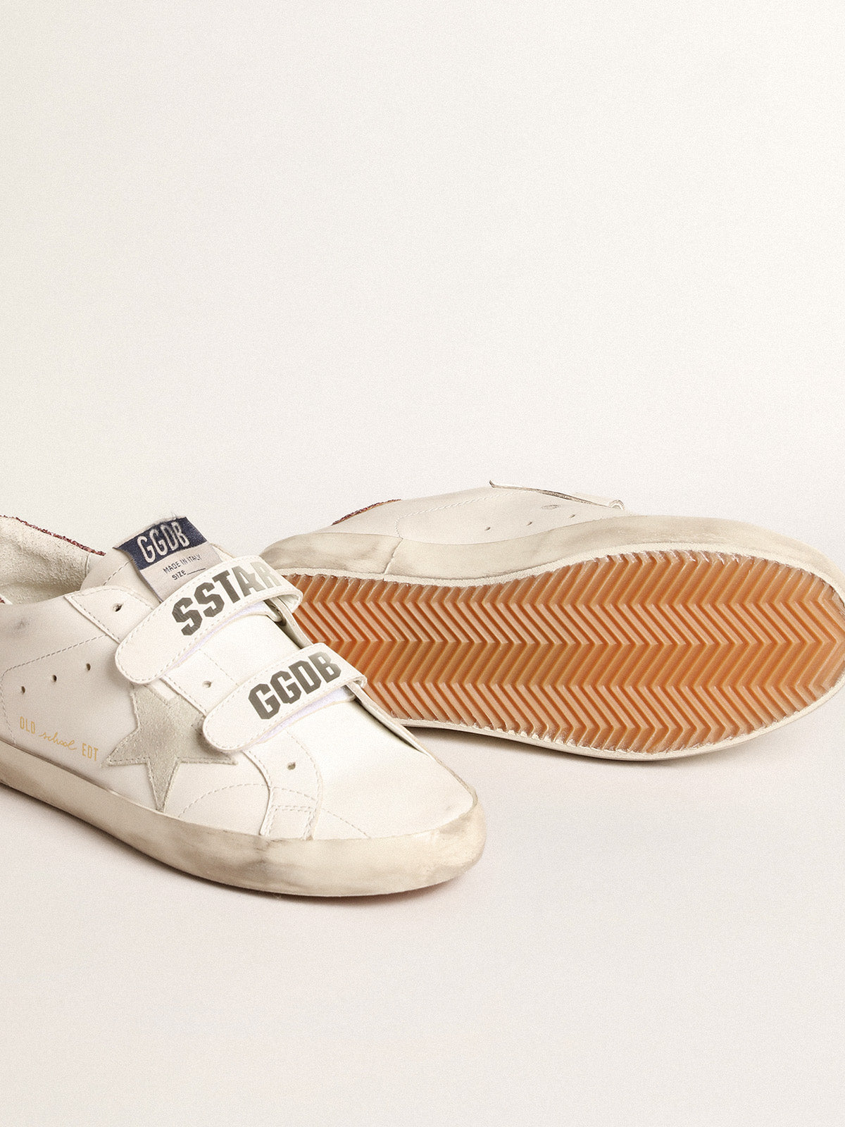 Old School with ice-gray suede star and glitter heel tab| Golden Goose