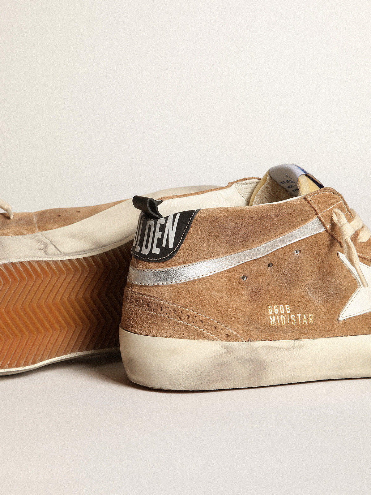 Men's Mid Star in tobacco-colored suede with white leather star| Golden Goose