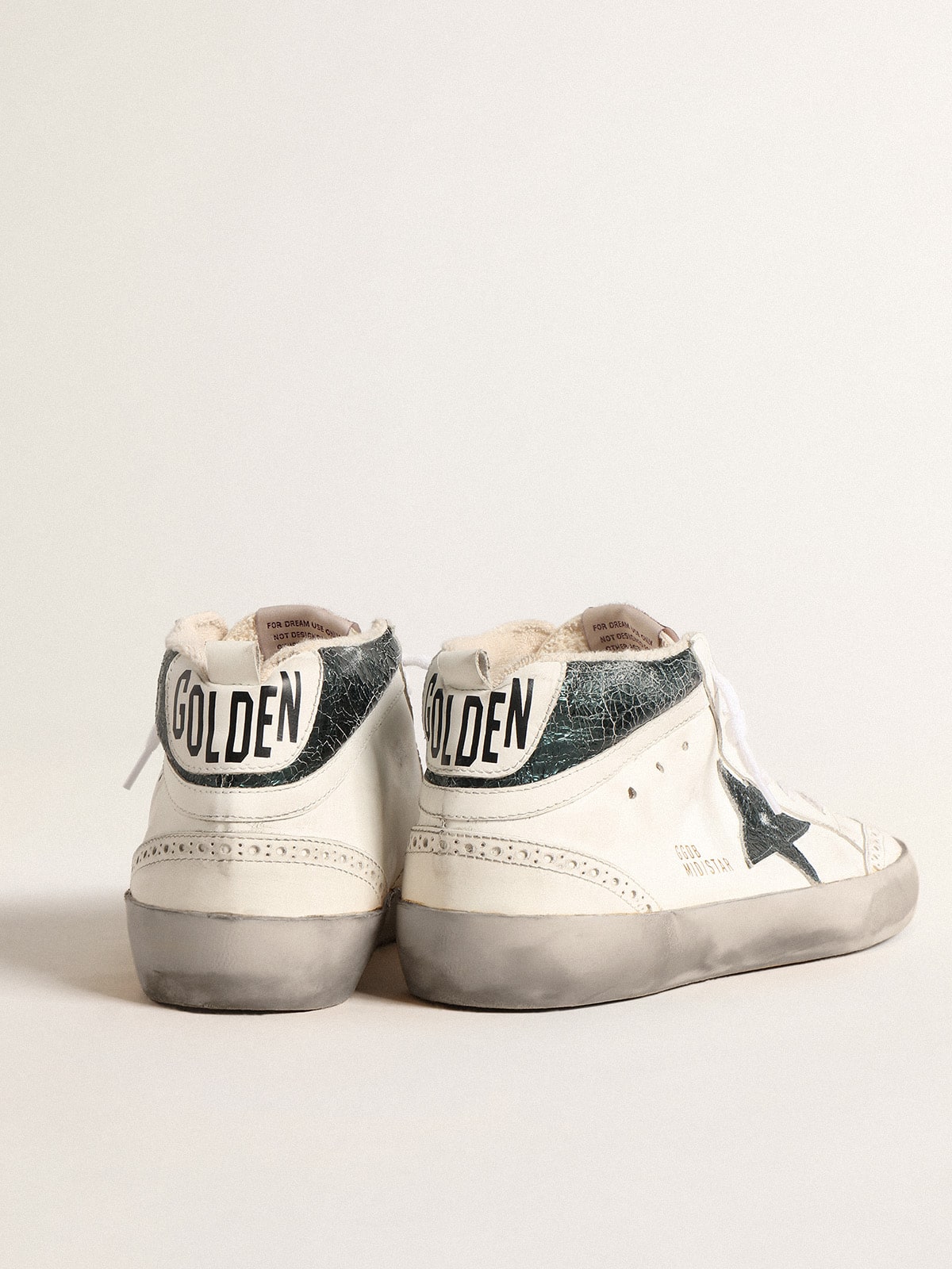 Mid Star with green metallic leather star and white flash| Golden Goose