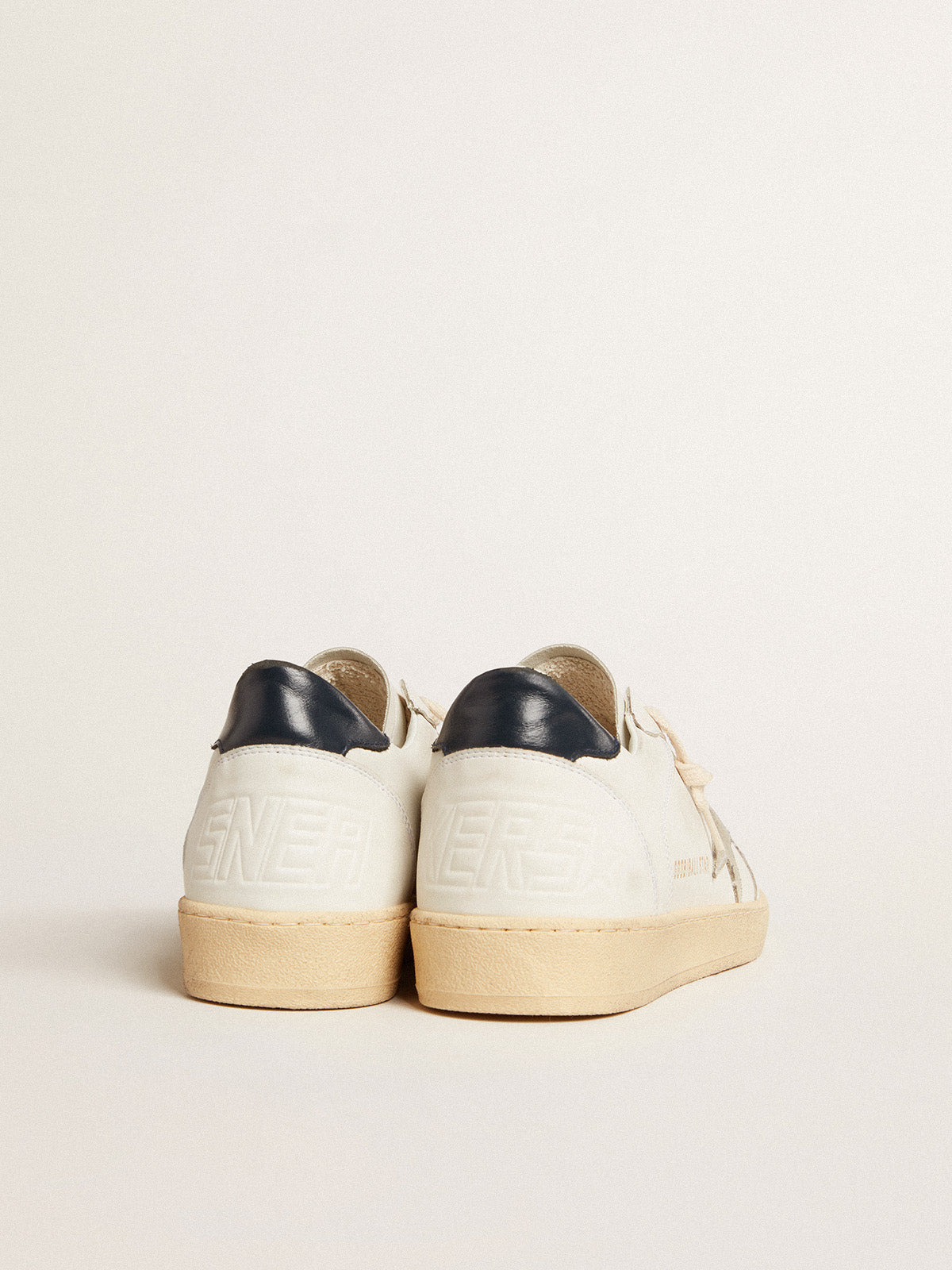 Ball Star with ice-gray suede star and blue leather heel tab| Golden Goose