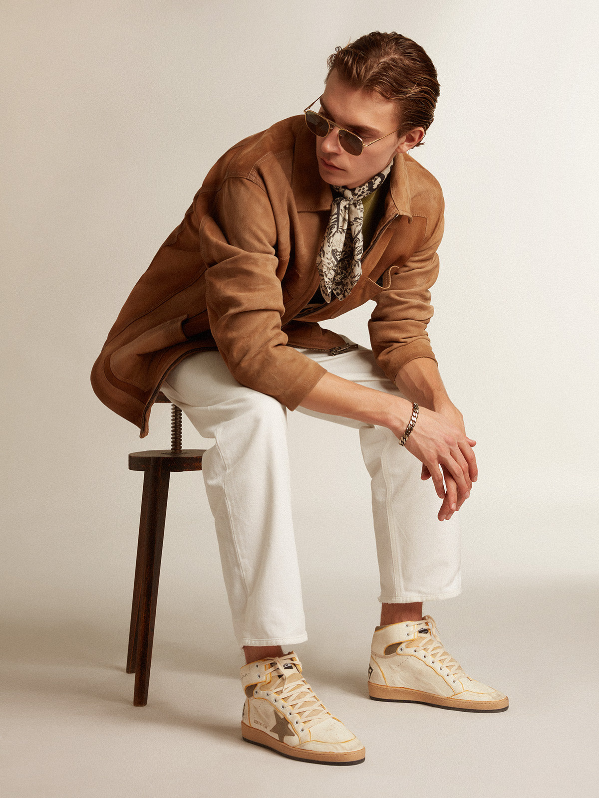 Men's Sky-Star in white nappa leather with dove-gray suede star| Golden Goose