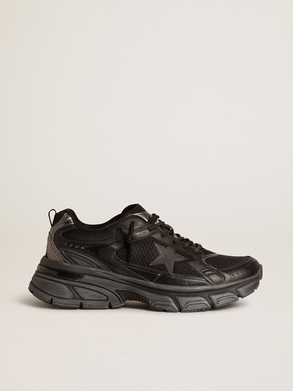 Women's Lightstar with black leather and mesh upper and black star| Golden Goose