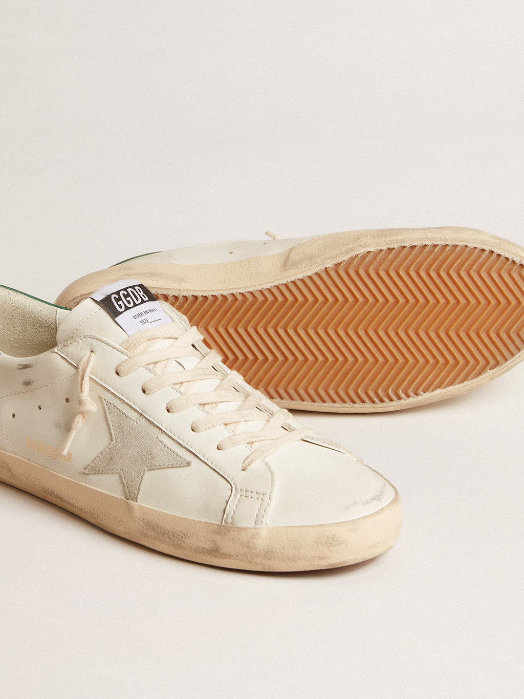 Men's Super-Star with ice-gray suede star and green leather heel tab| Golden Goose