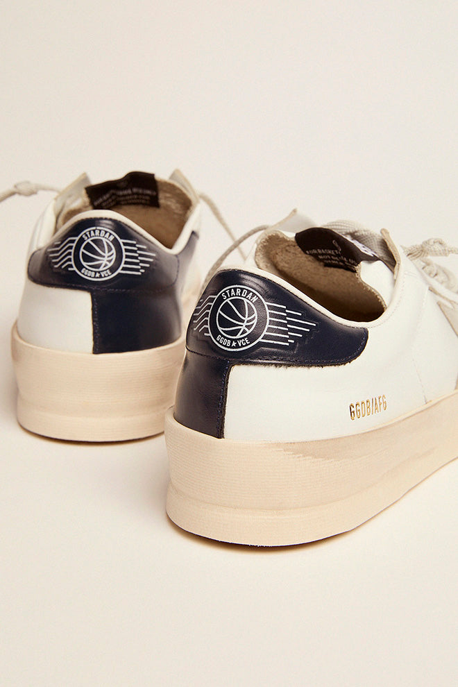 Women's Stardan with ice-gray suede star and black heel tab| Golden Goose