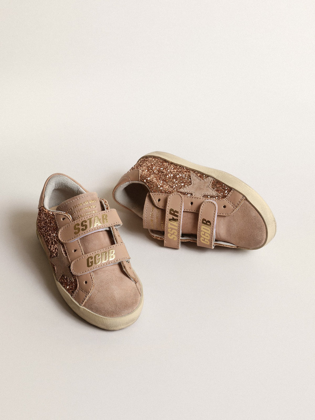 Old School Junior in peach-pink glitter with pink suede star| Golden Goose