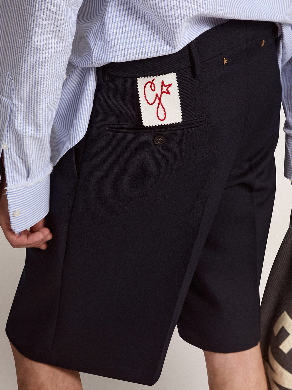 Men's bermuda shorts in dark blue wool| Golden Goose