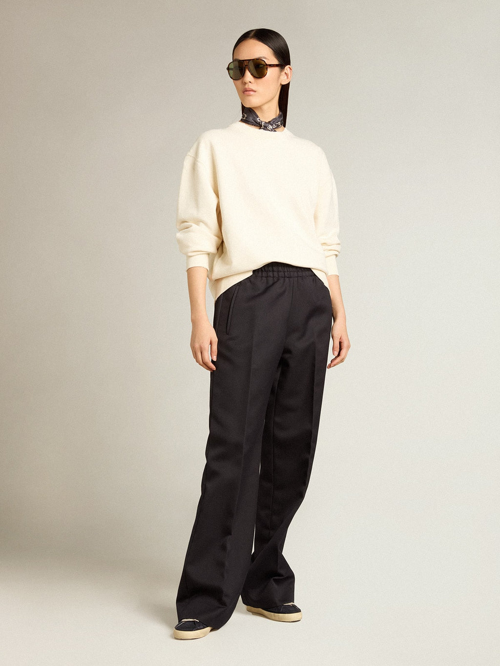 Sweatshirt in aged white with reverse logo on the back - Jersey Capsule| Golden Goose