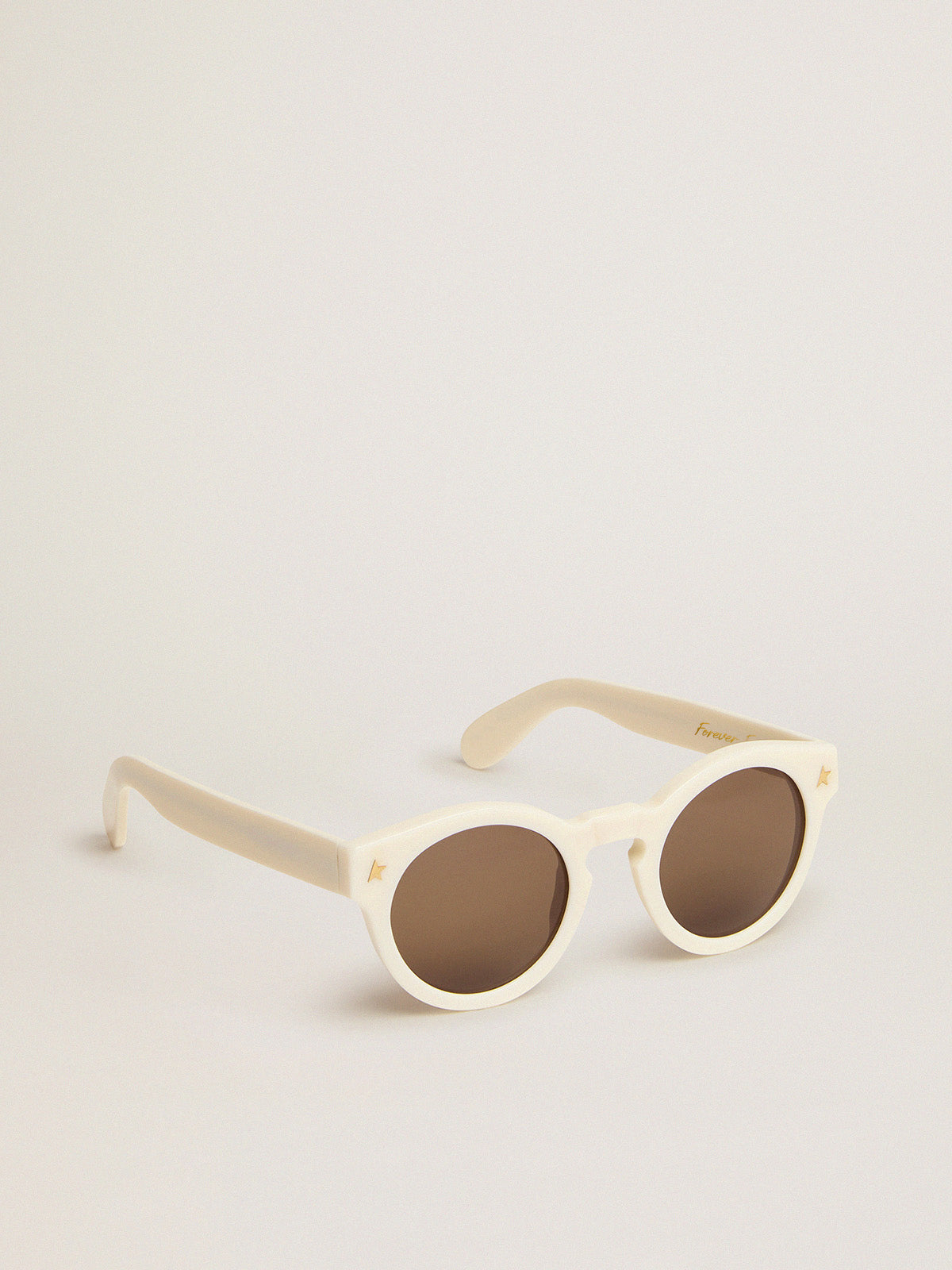 Sunglasses Panthos model with white frame and gold details| Golden Goose