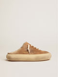 Women's Space-Star Sabot shoes in tobacco-colored suede with shearling lining| Golden Goose