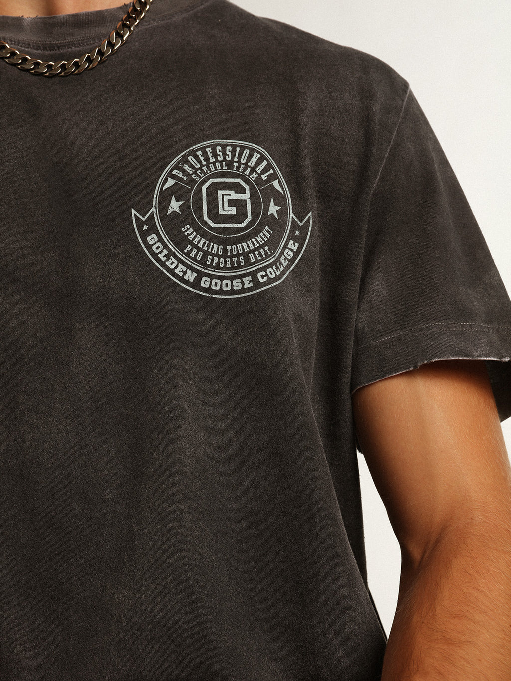Men's gray T-shirt with aged effect with print on the front| Golden Goose