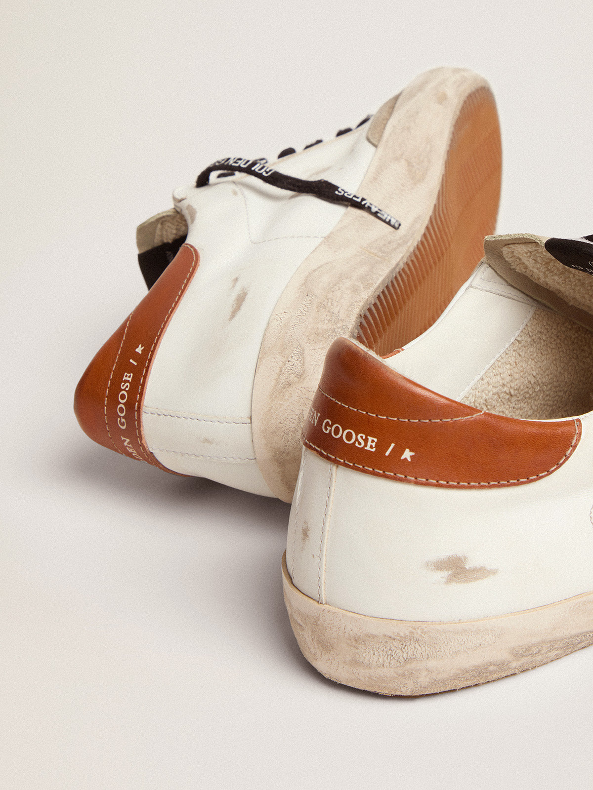 Men's Super-Star LTD with star in olive green canvas| Golden Goose