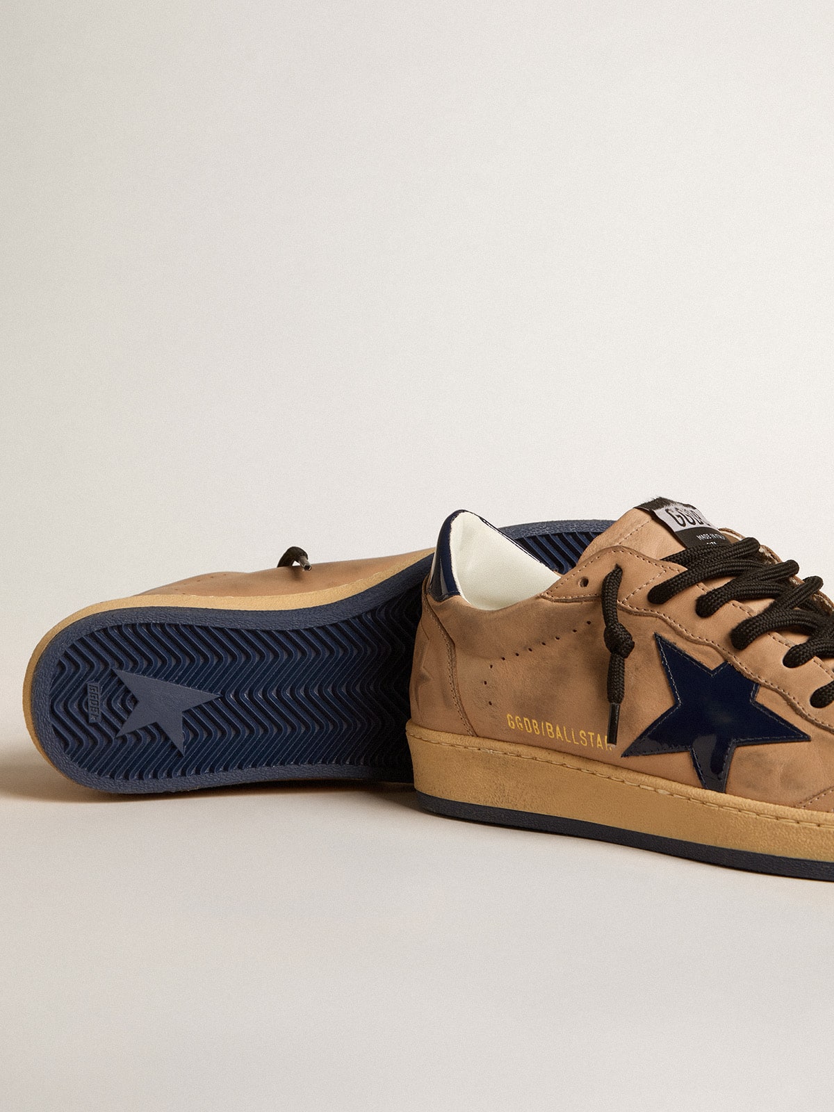 Ball Star in beige leather with blue patent leather star and heel tab| Golden Goose