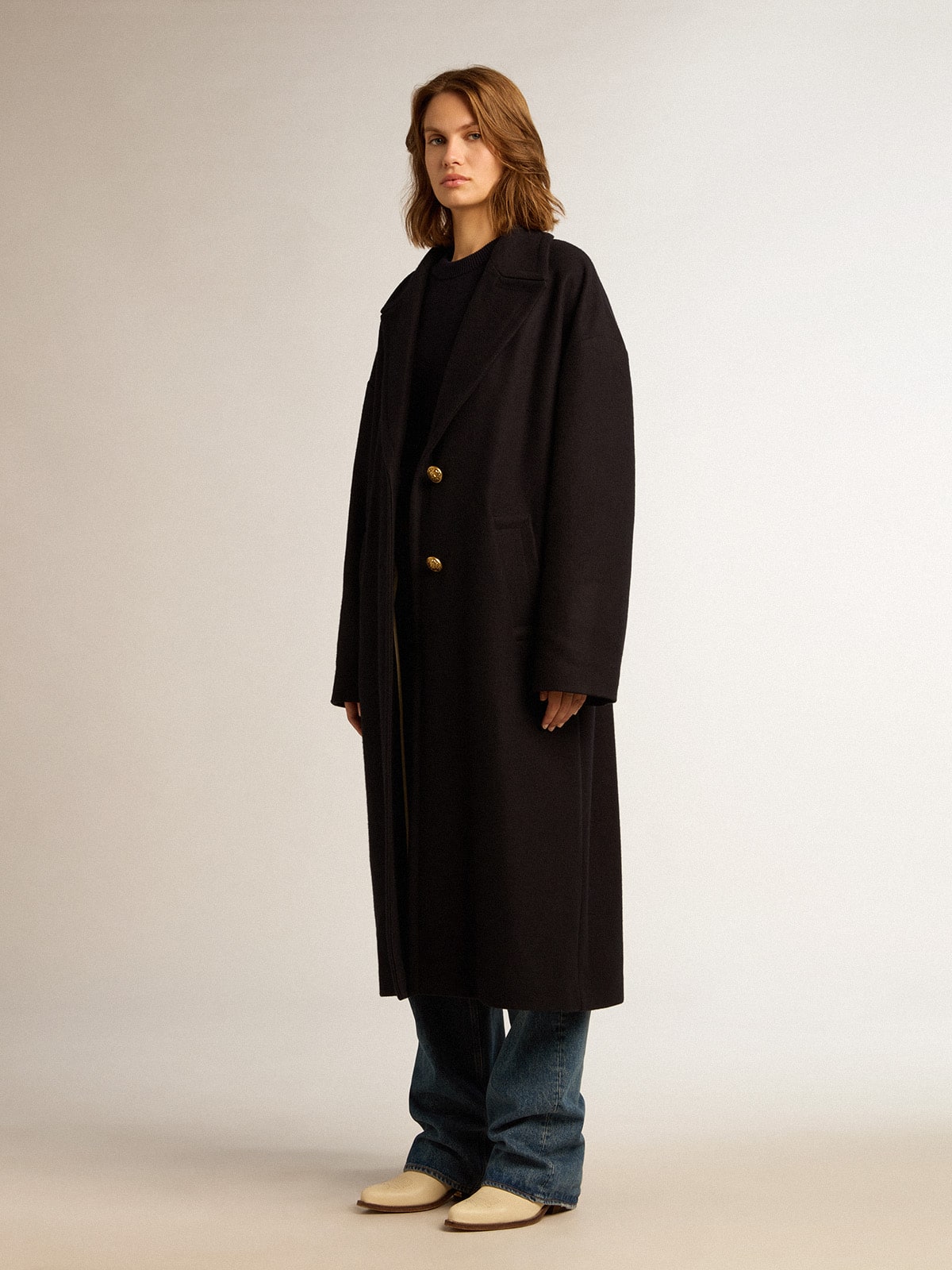 Women's single-breasted cocoon coat in dark blue wool with gold button