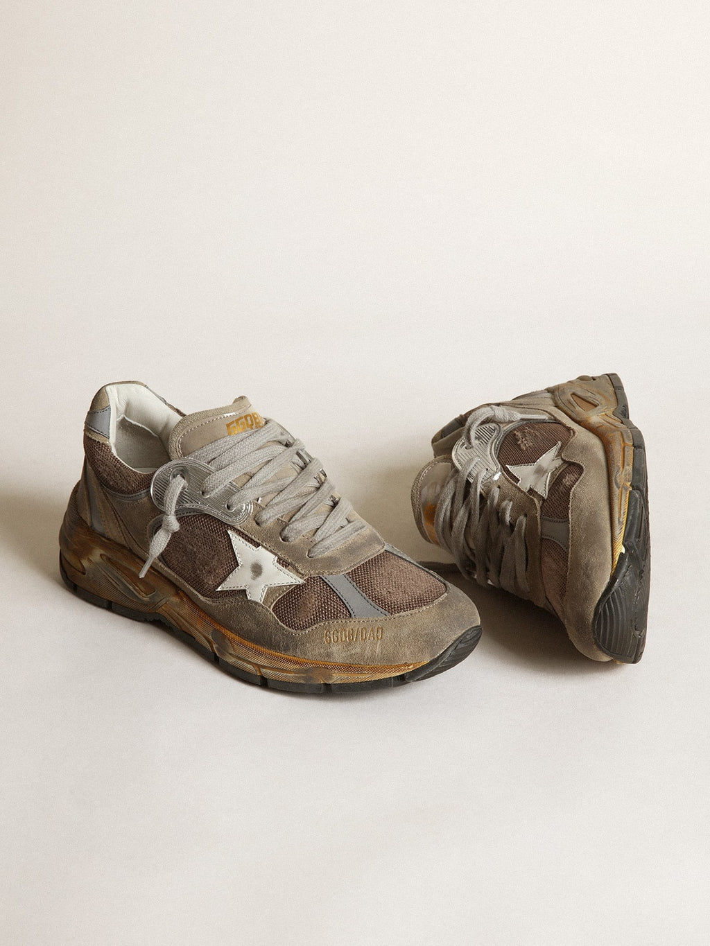 Women's Dad-Star in dove gray mesh and suede| Golden Goose