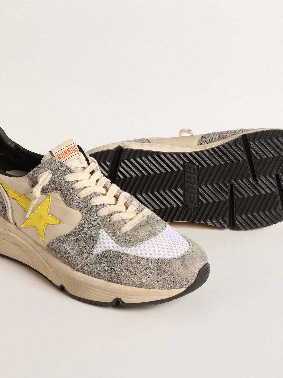 Running Sole in beige nylon and gray suede with yellow star| Golden Goose