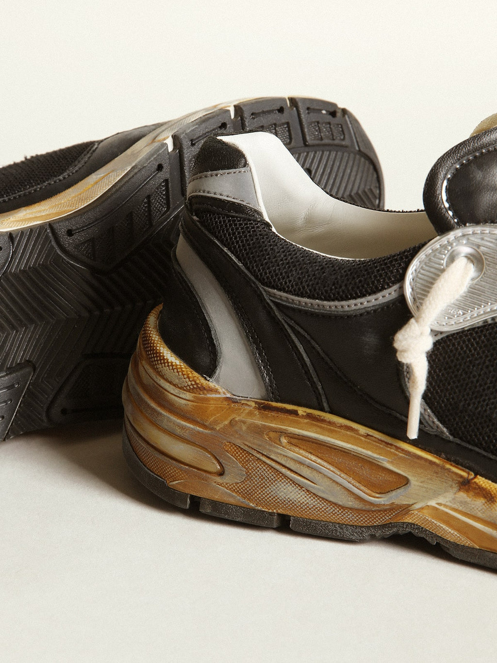 Men's Dad-Star in black mesh and nappa with ice-colored star| Golden Goose