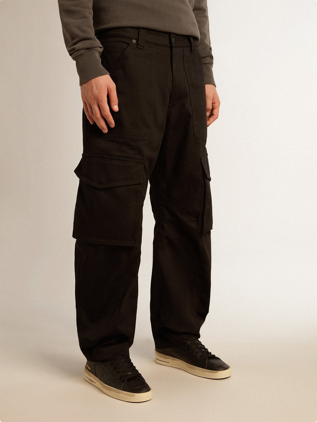 Black cargo pants| Golden Goose