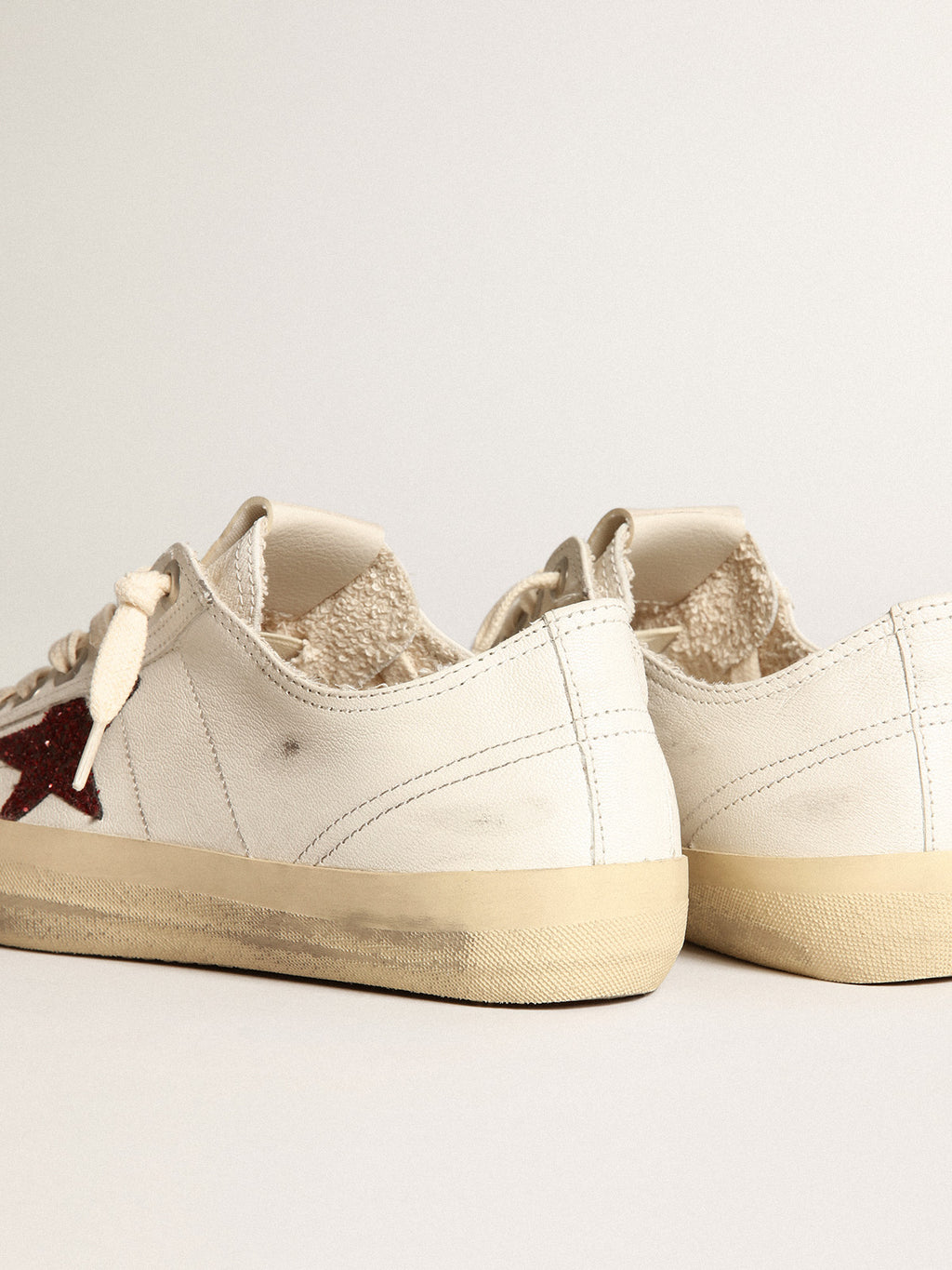Women's V-Star in white nappa with red glitter star| Golden Goose