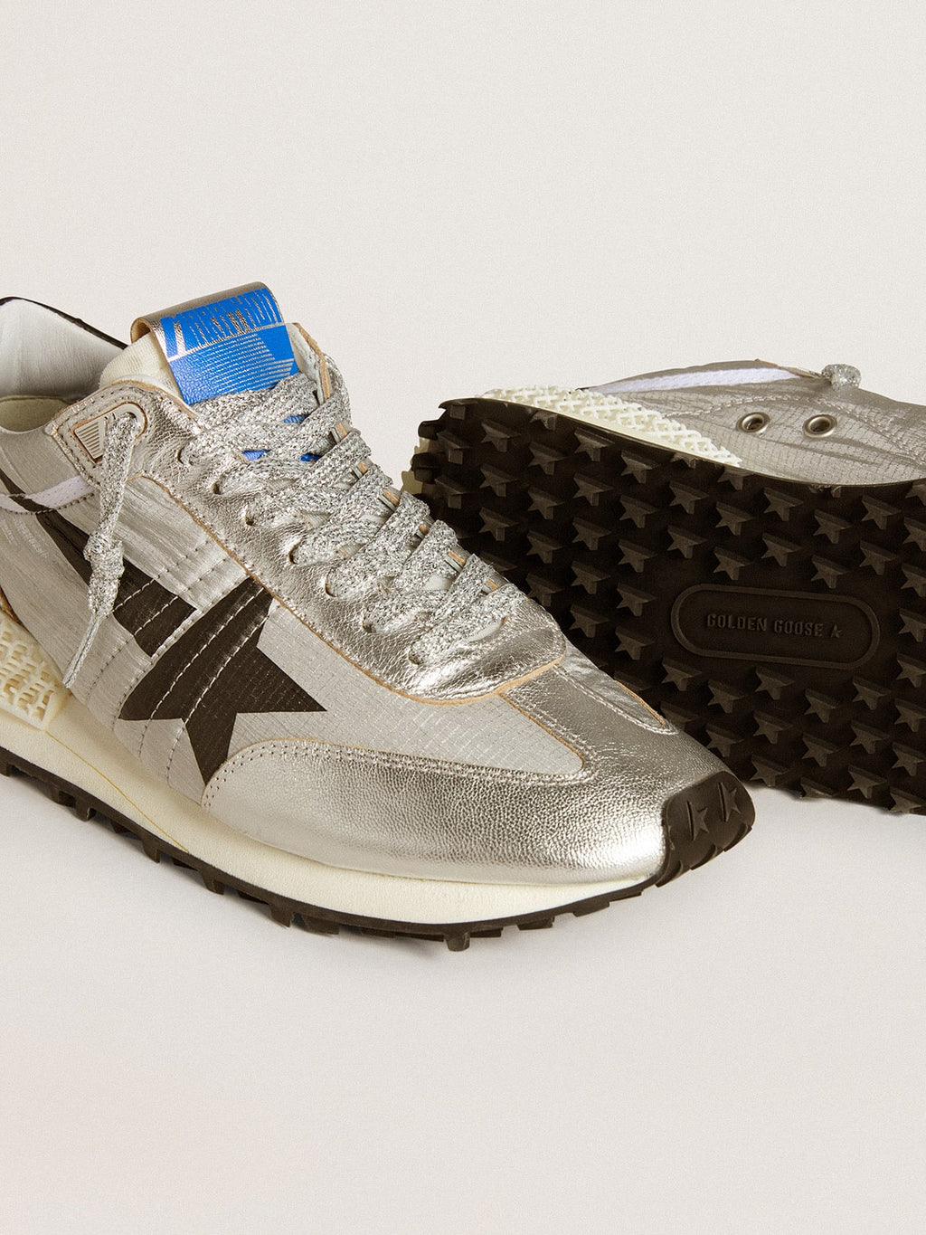 Women's Marathon with silver ripstop nylon upper and black star| Golden Goose
