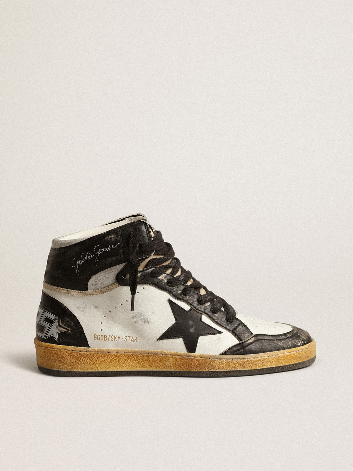 Sky-Star in white nappa leather with black leather star| Golden Goose