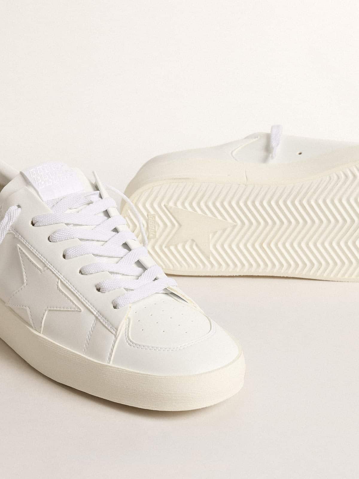 Women's bio-based Stardan with white star and heel tab| Golden Goose