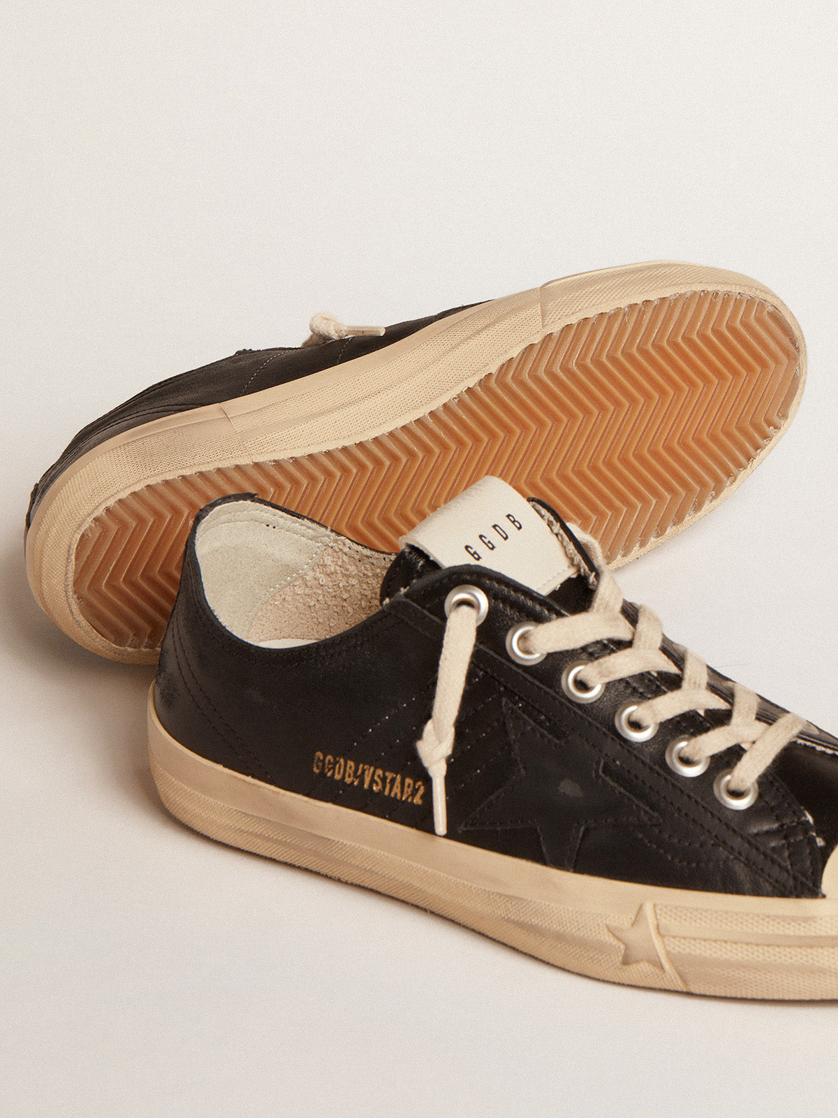 Women's V-Star in black nappa leather with a black leather star| Golden Goose