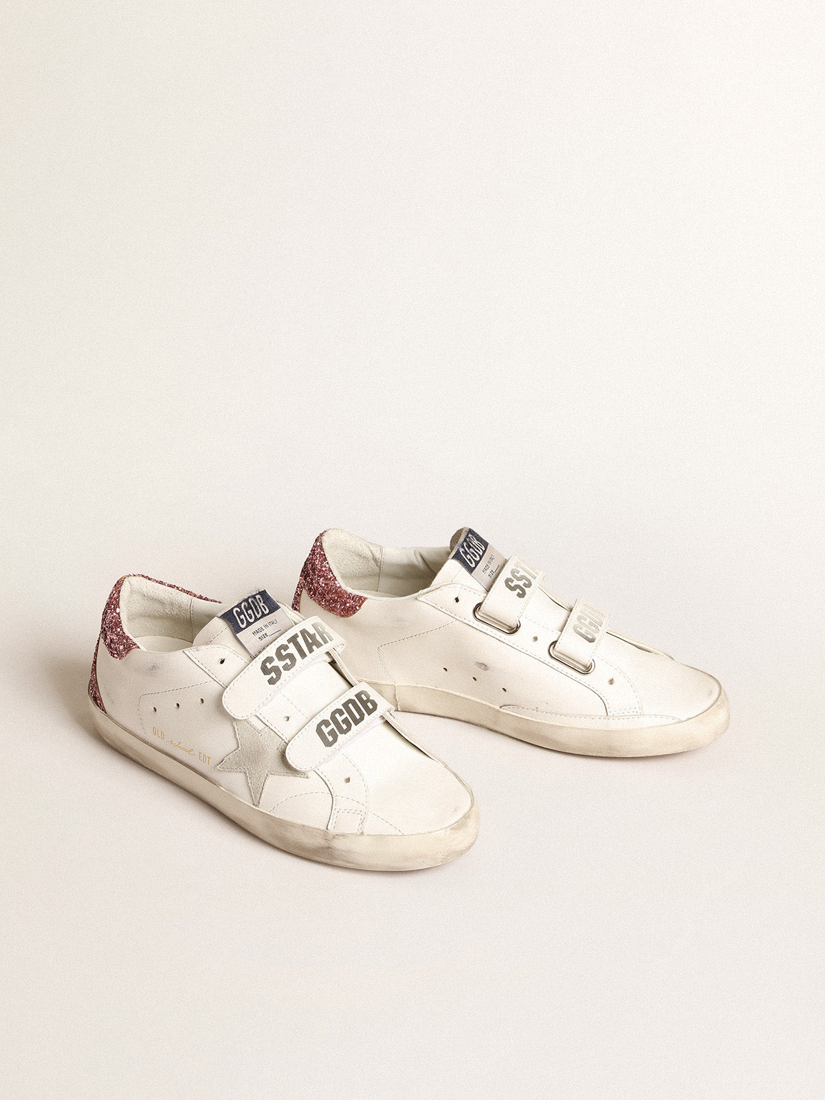 Old School with ice-gray suede star and glitter heel tab| Golden Goose