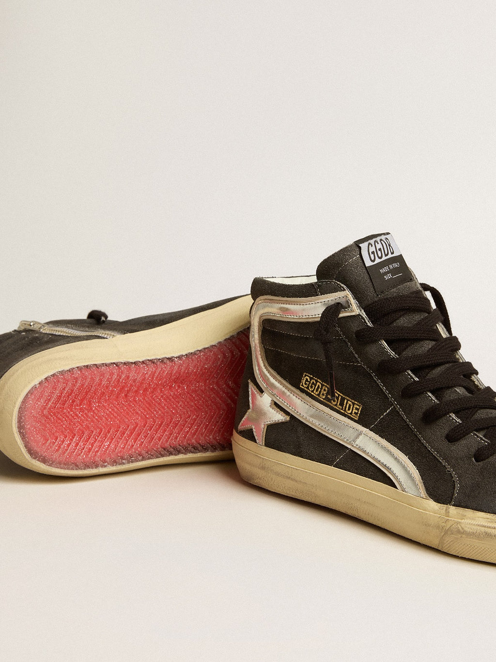 Slide in black suede with silver metallic leather star and flash| Golden Goose