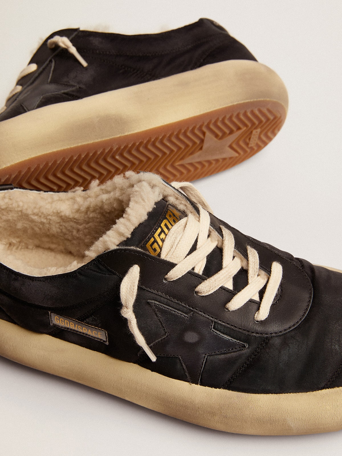 Men's Space-Star shoes in quilted black nylon with shearling lining| Golden Goose