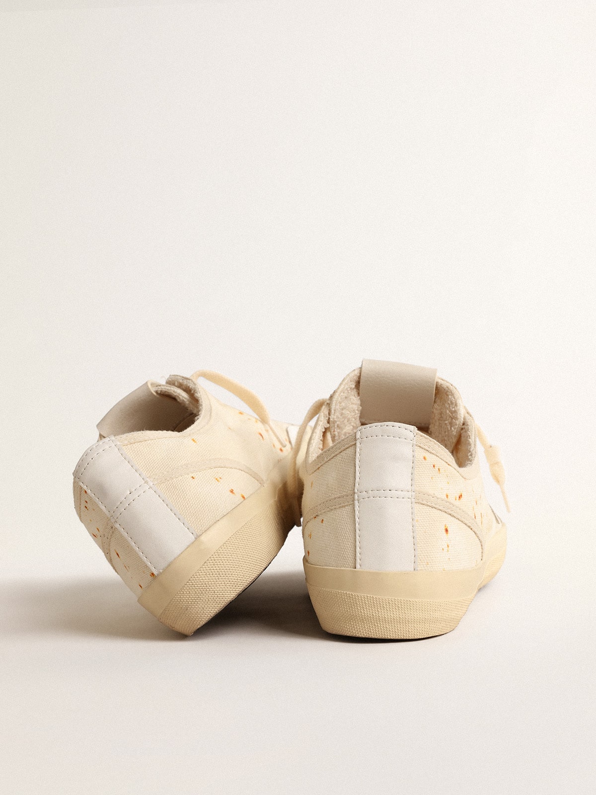 Women's V-Star LAB in canvas with leather star and rust-colored speckles| Golden Goose