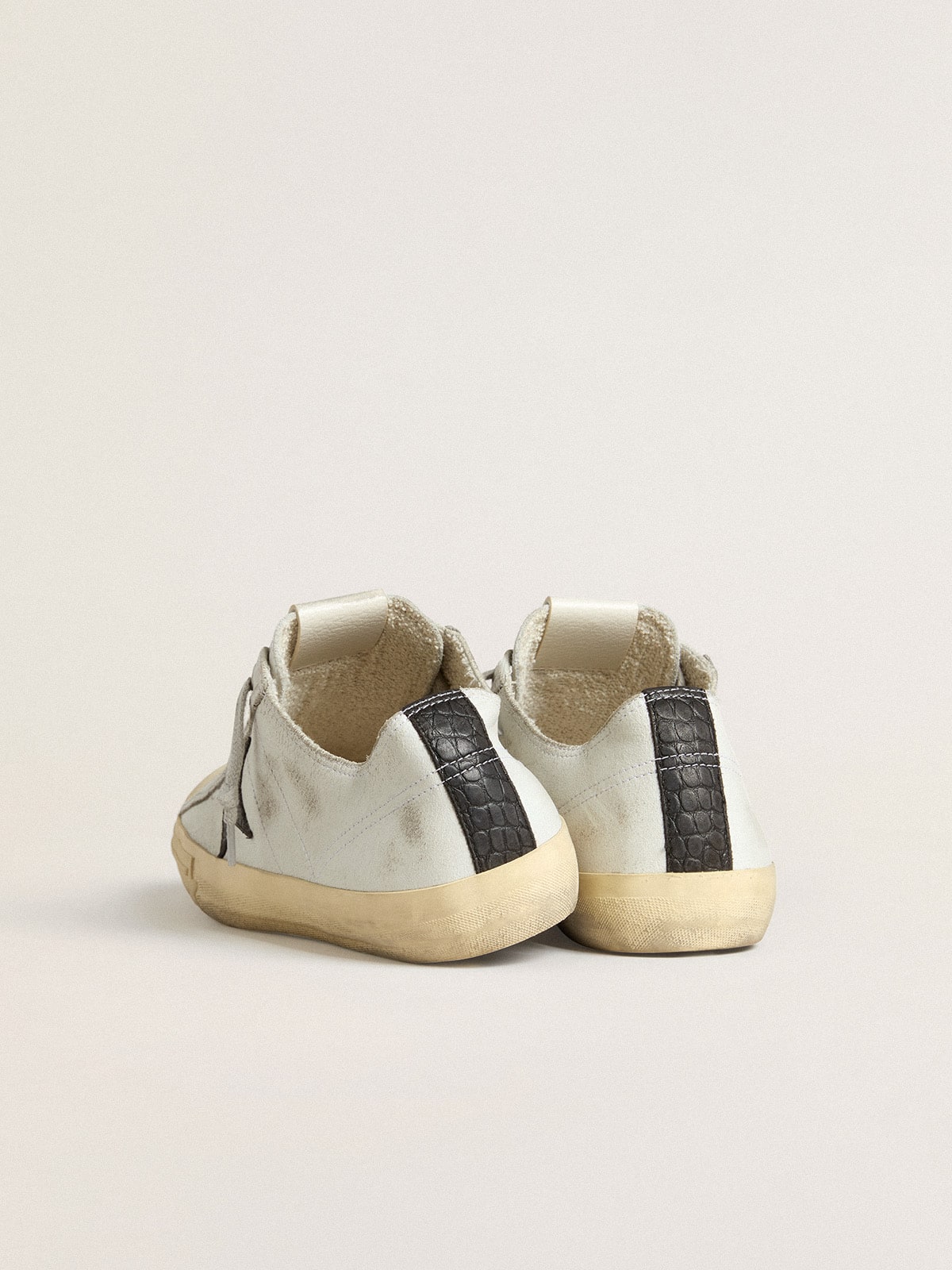 V-Star in leather with black crocodile-print leather star and heel tab| Golden Goose