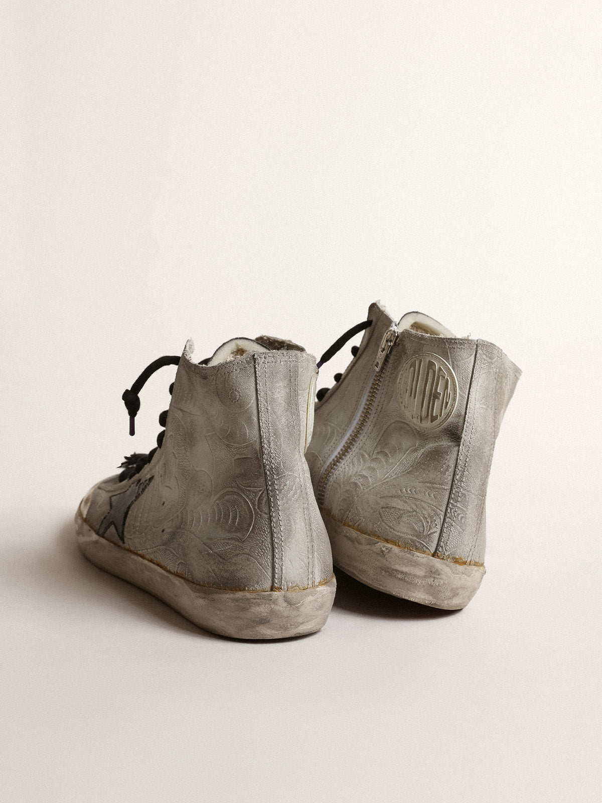 Men's Francy Penstar LAB with floral print and black star| Golden Goose