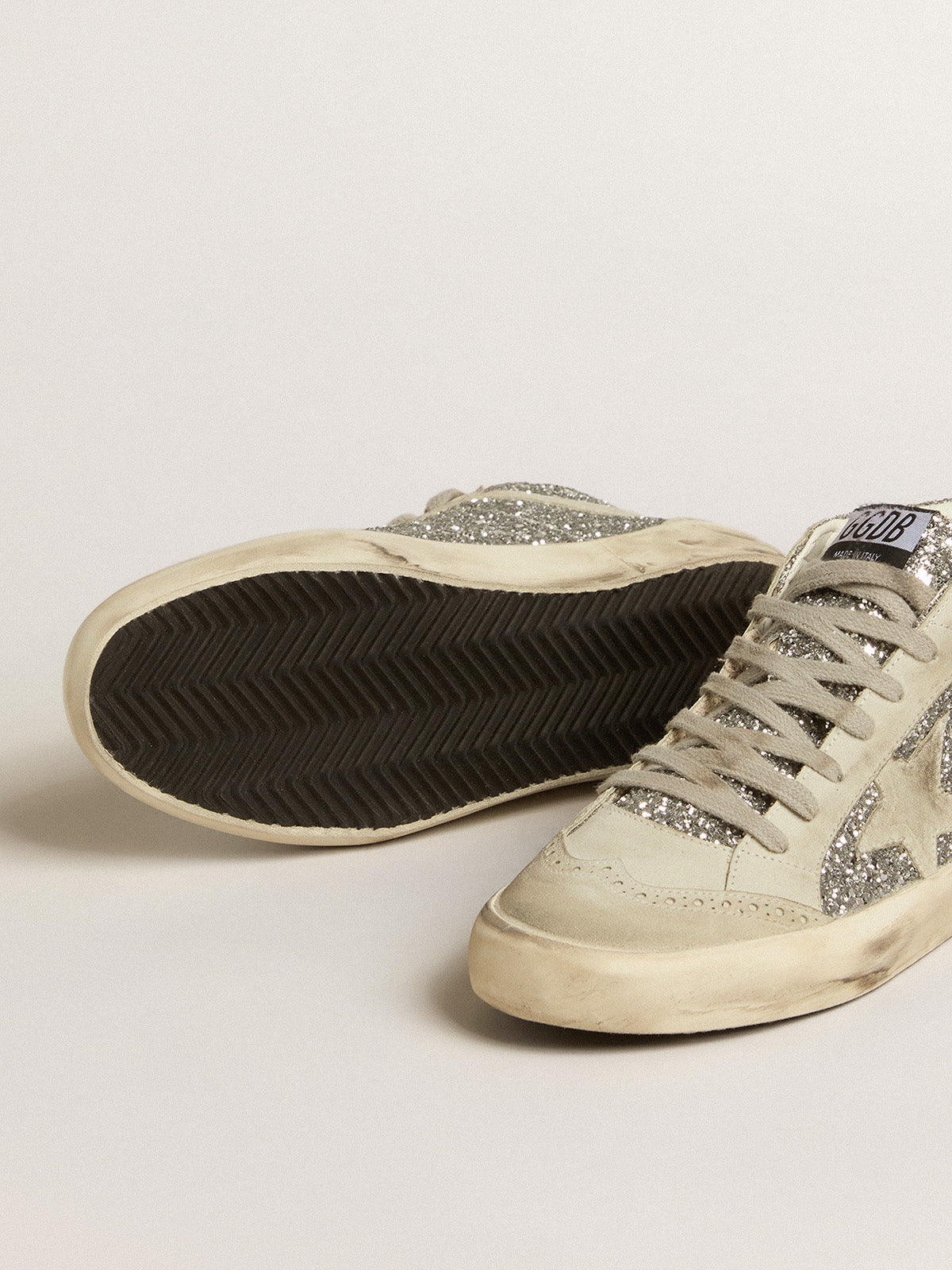 Mid Star in silver glitter with ice-gray suede star and flash| Golden Goose