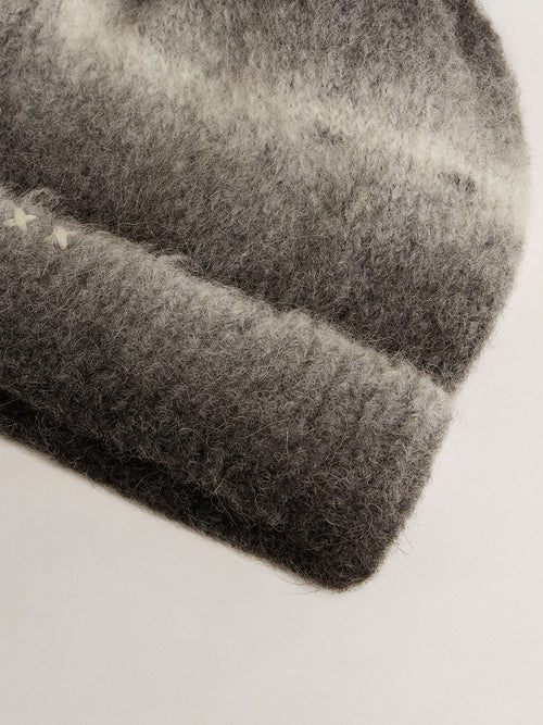 Black and white wool beanie with pompom| Golden Goose