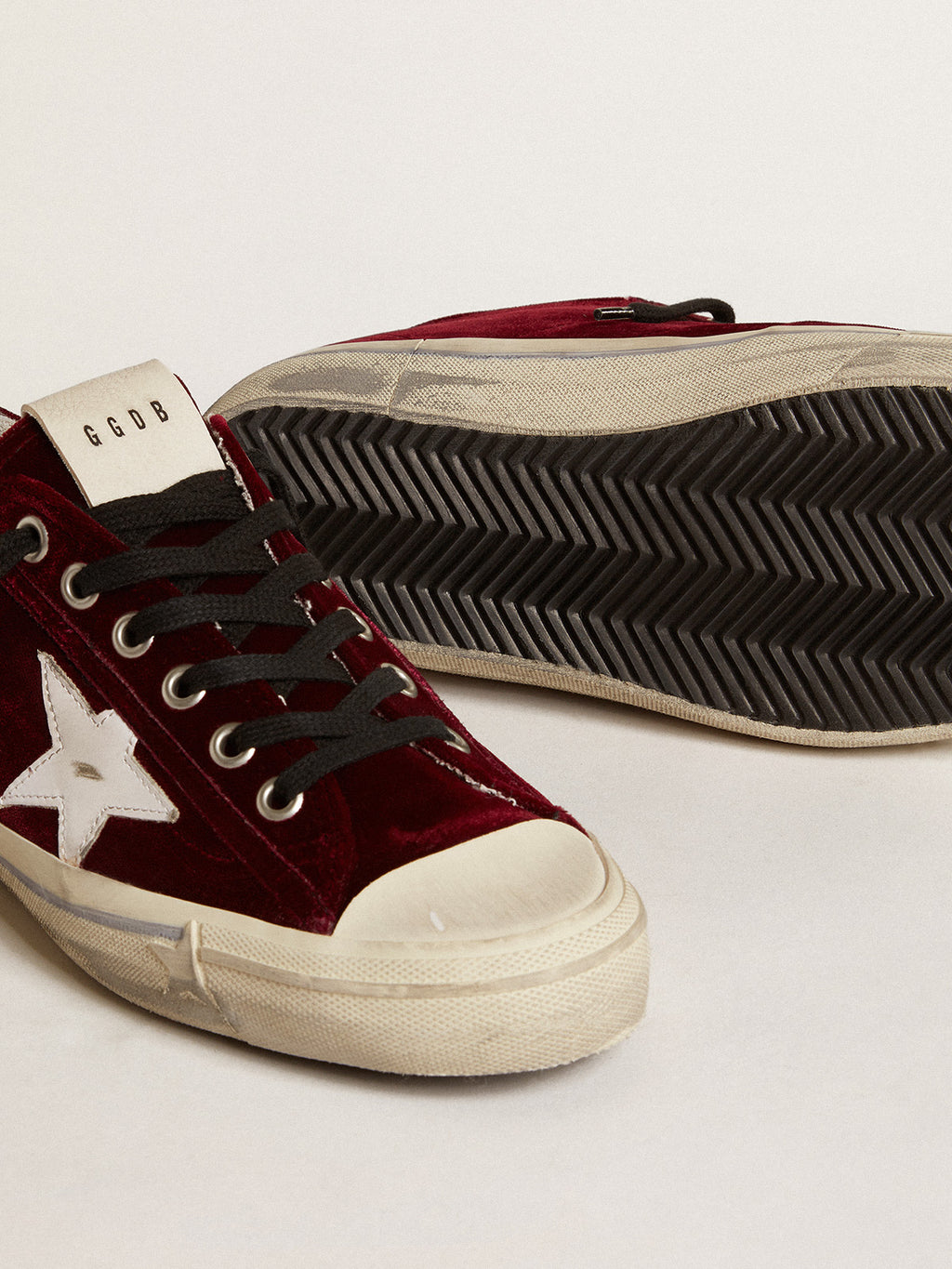 Women's V-Star LTD in burgundy velvet with white leather star| Golden Goose