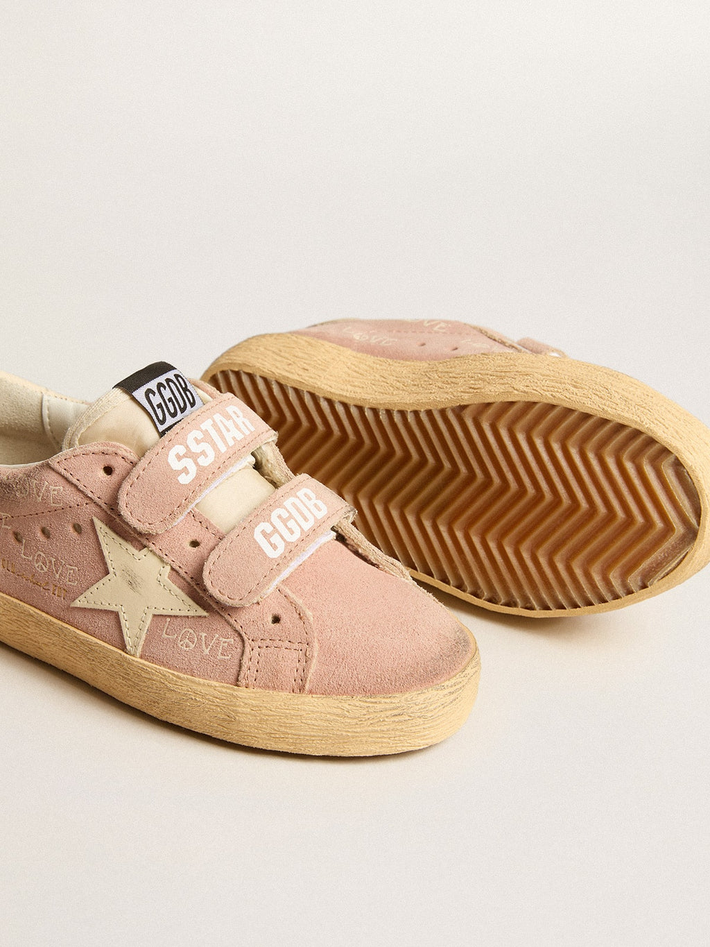 Old School Junior in pink suede with cream leather star and heel tab| Golden Goose