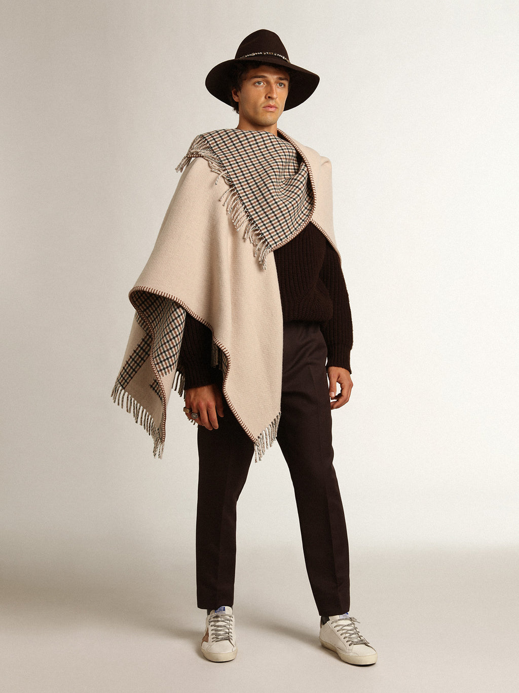 Poncho in double face cream-colored wool with check pattern and lettering| Golden Goose