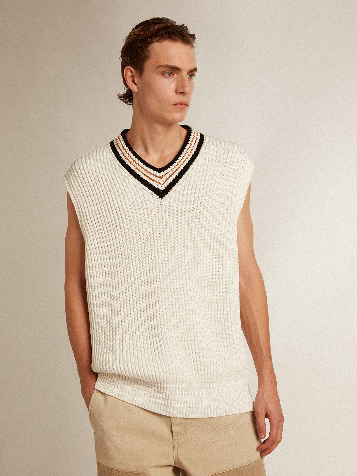 V-neck vest in papyrus-colored cotton yarn| Golden Goose