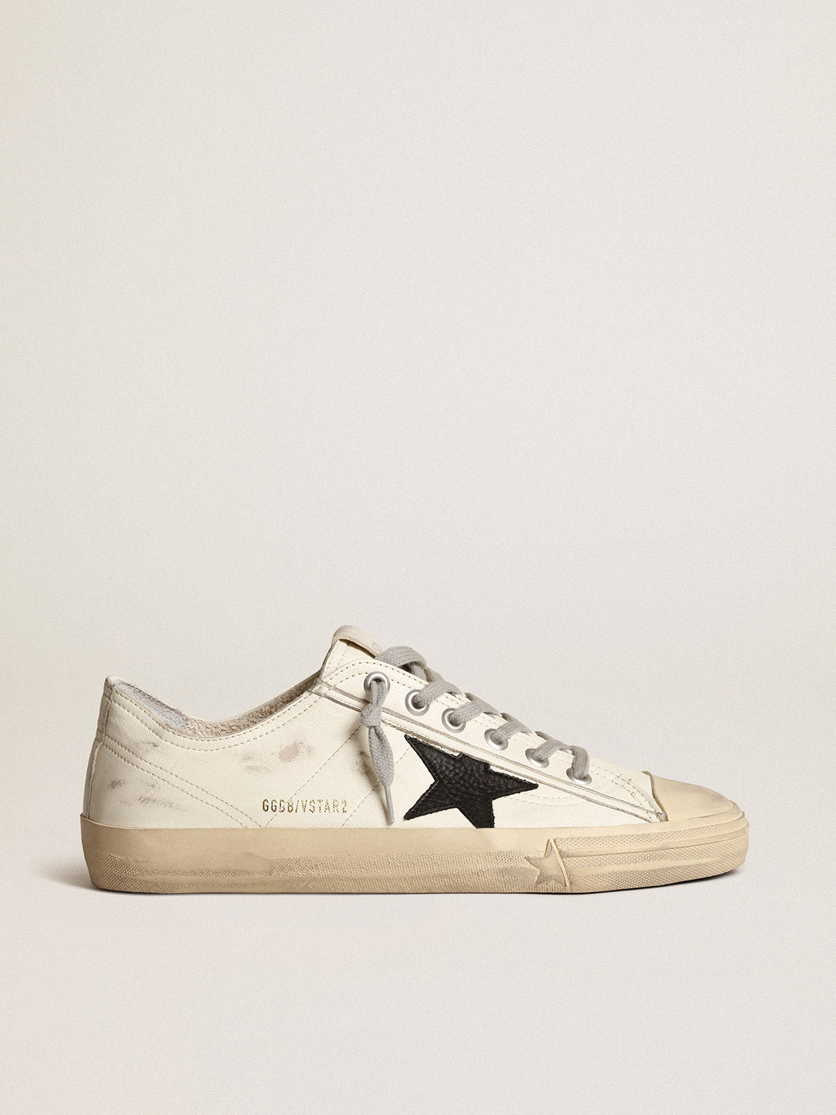 V-Star sneakers in off-white nappa leather with black nubuck star| Golden Goose